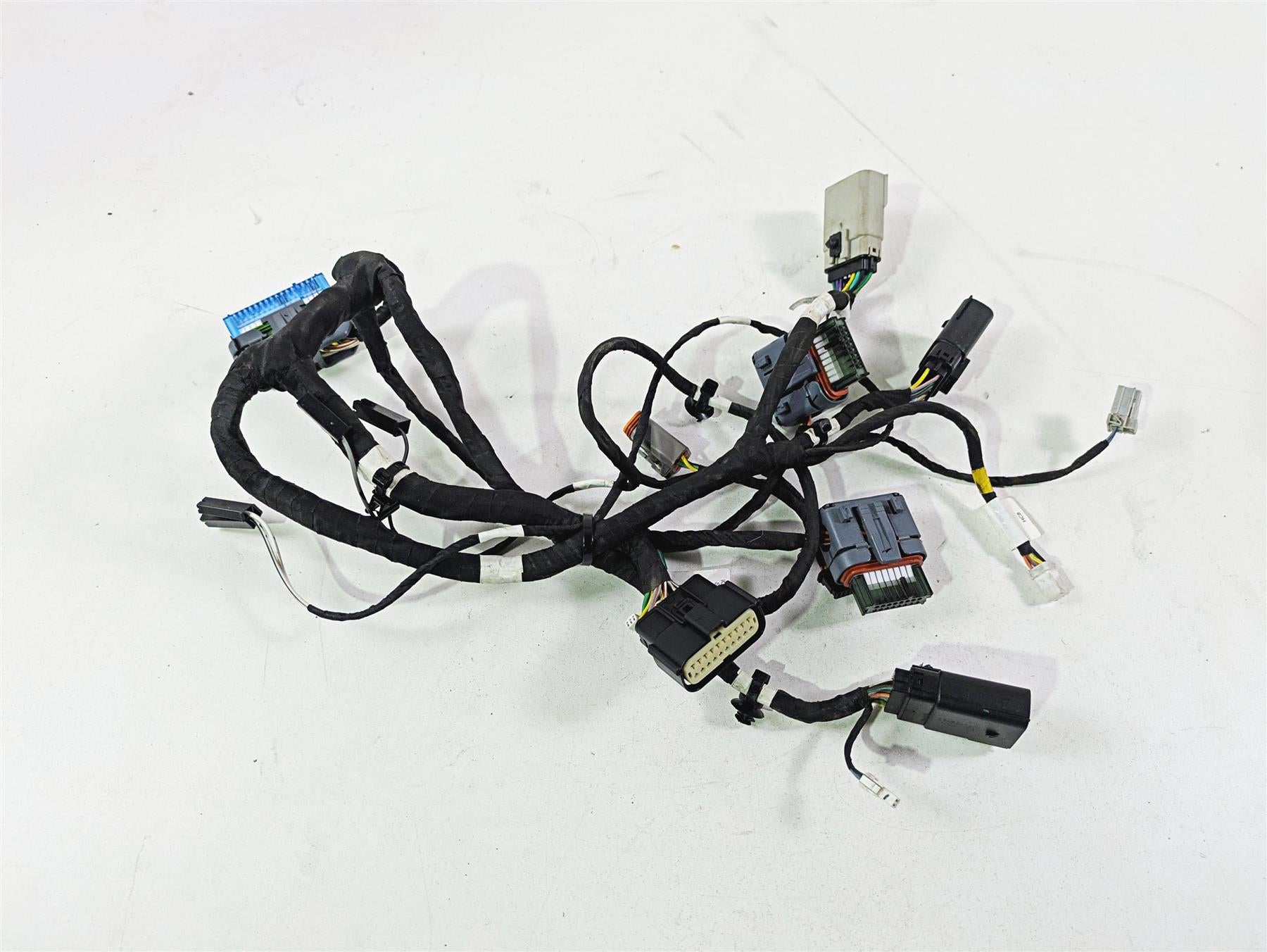 2017 Indian Chieftain Limited Front Nose Wiring Harness Loom 2413260 {{ shop.shopifyCountryName }} - Mototech271