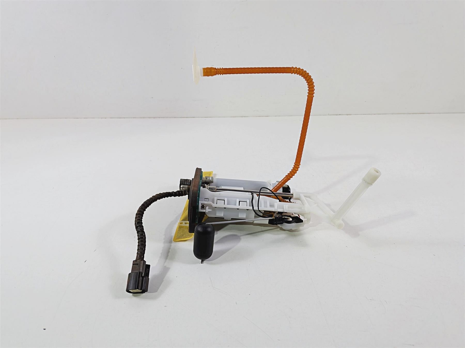 2022 Harley Softail FXLRST Low Rider Fuel Gas Petrol Pump Sending Unit 61200042 {{ shop.shopifyCountryName }} - Mototech271
