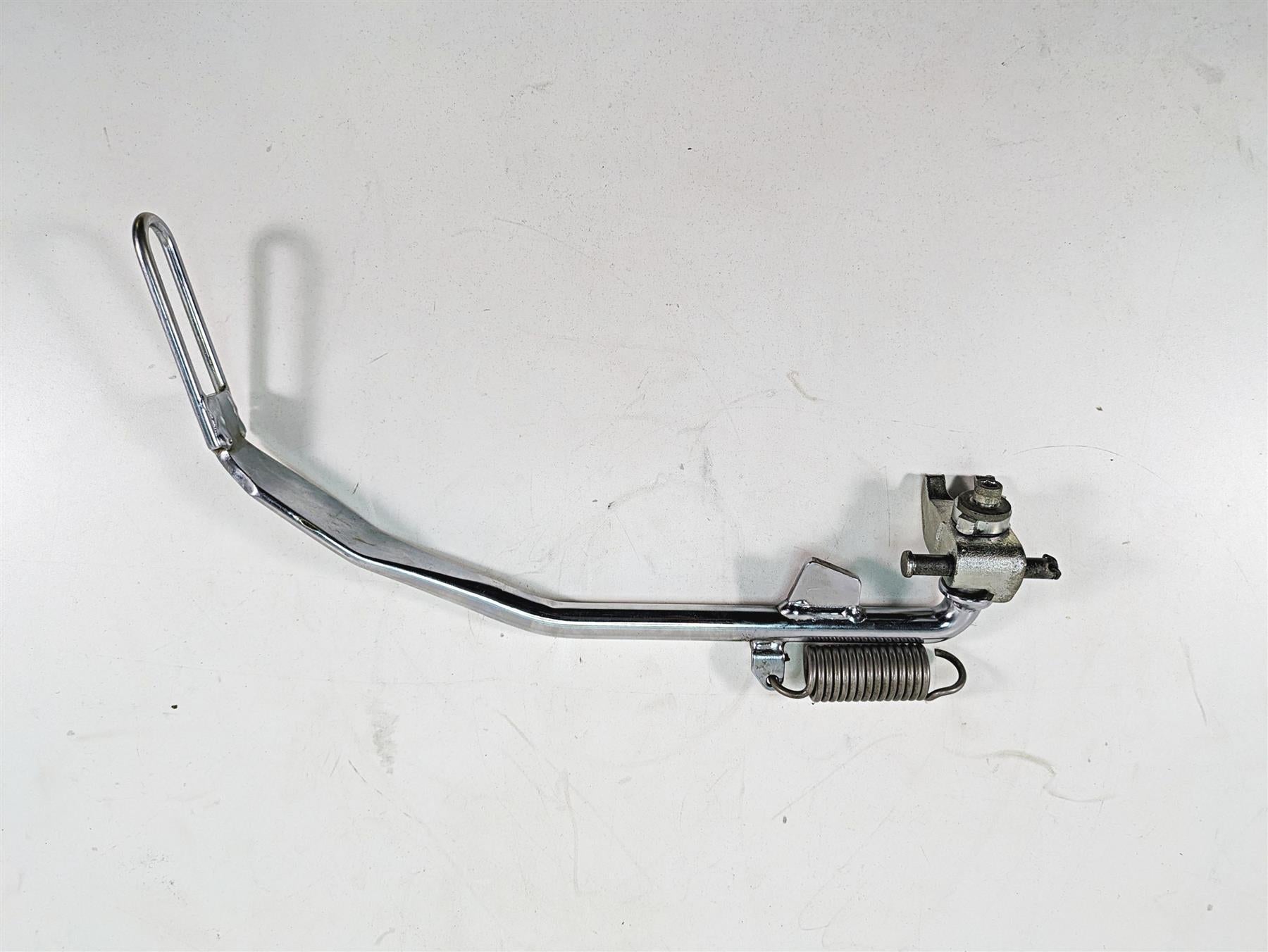 2009 Harley FXDF Dyna Fat Bob Side Kickstand Kick Jiffy Stand 49704-90H {{ shop.shopifyCountryName }} - Mototech271