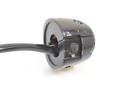 2009 Harley VRSCF Muscle Rod Left Light Horn Control Switch 71682-06A {{ shop.shopifyCountryName }} - Mototech271