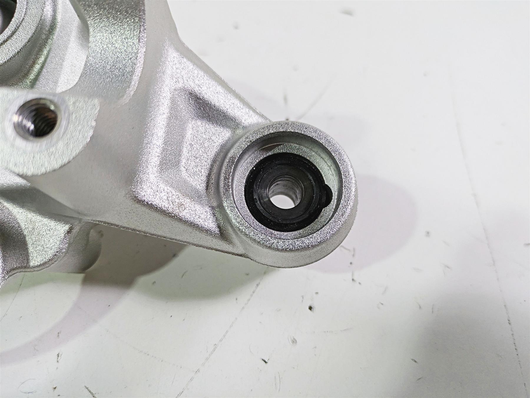 2018 BMW R1200GS GSW K50 Upper Triple Tree Steering Clamp 31428555849 {{ shop.shopifyCountryName }} - Mototech271