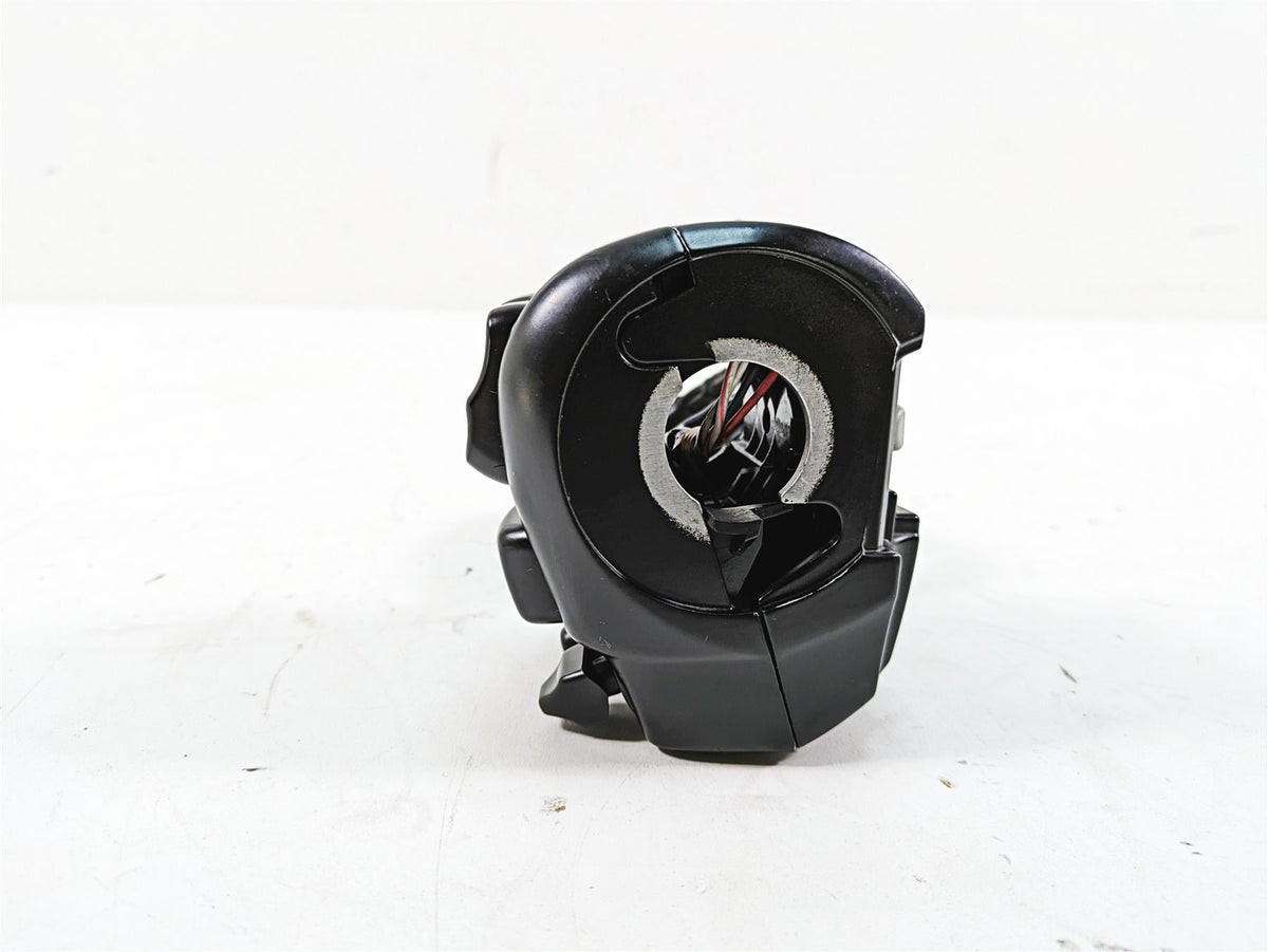 2018 Harley Touring FLHXSE CVO Street Glide Left Hand Control Switch 71500084B {{ shop.shopifyCountryName }} - Mototech271