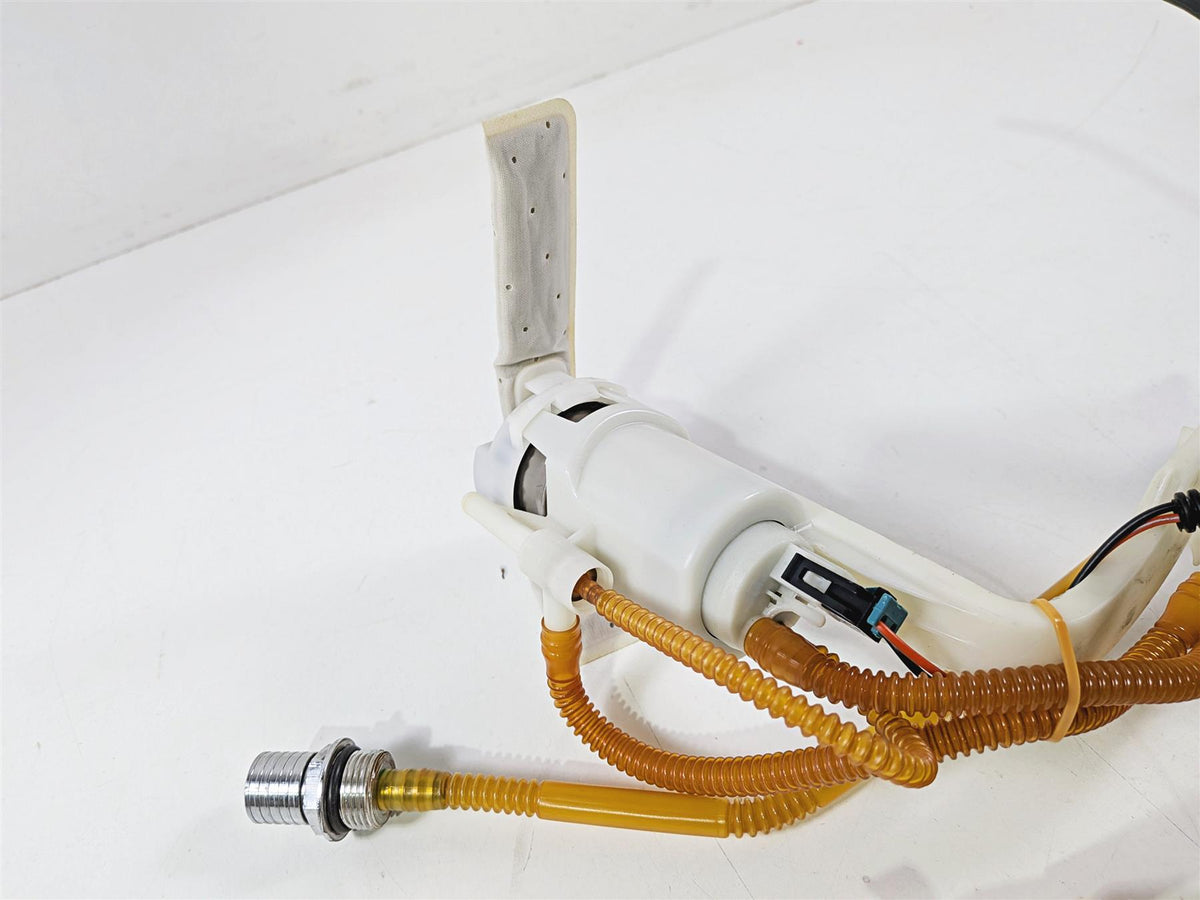 2015 Harley Touring FLTRUSE CVO Road Glide Fuel Gas Pump & Sender 75069-08C-Mototech271