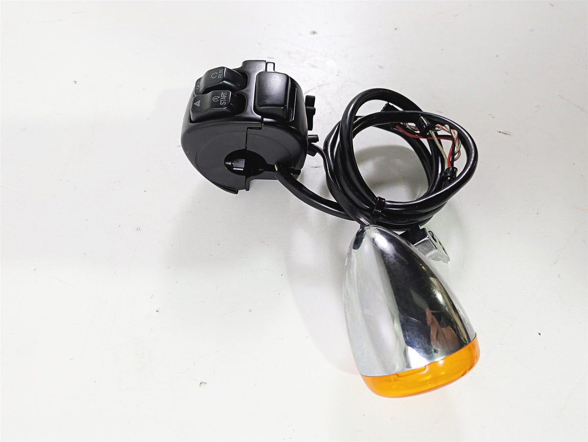 2015 Harley FXDF Dyna Fat Bob Right Hand Control Switch Start Blinker 72944-12 {{ shop.shopifyCountryName }} - Mototech271