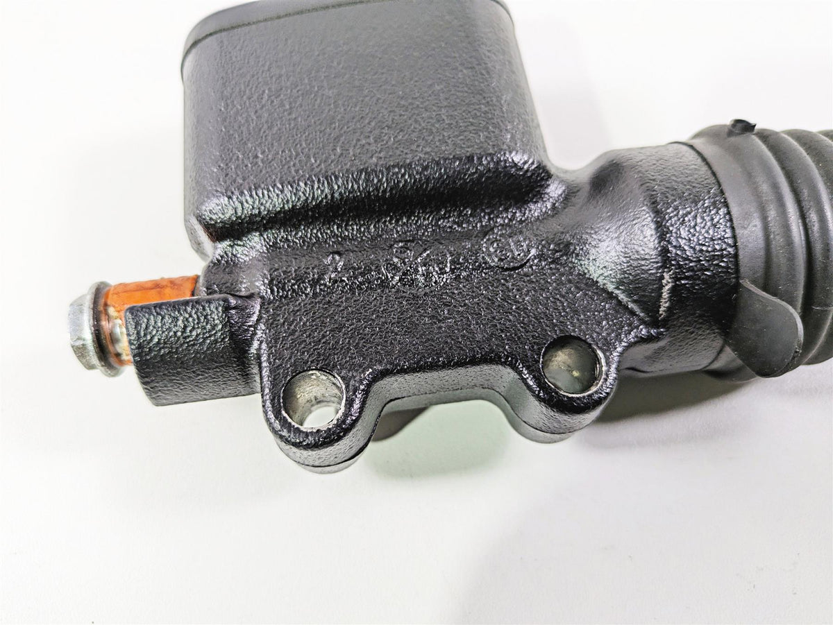 2019 Harley Softail FXDR 114 Rear Brake Master Cylinder 5/8" 41700460 {{ shop.shopifyCountryName }} - Mototech271