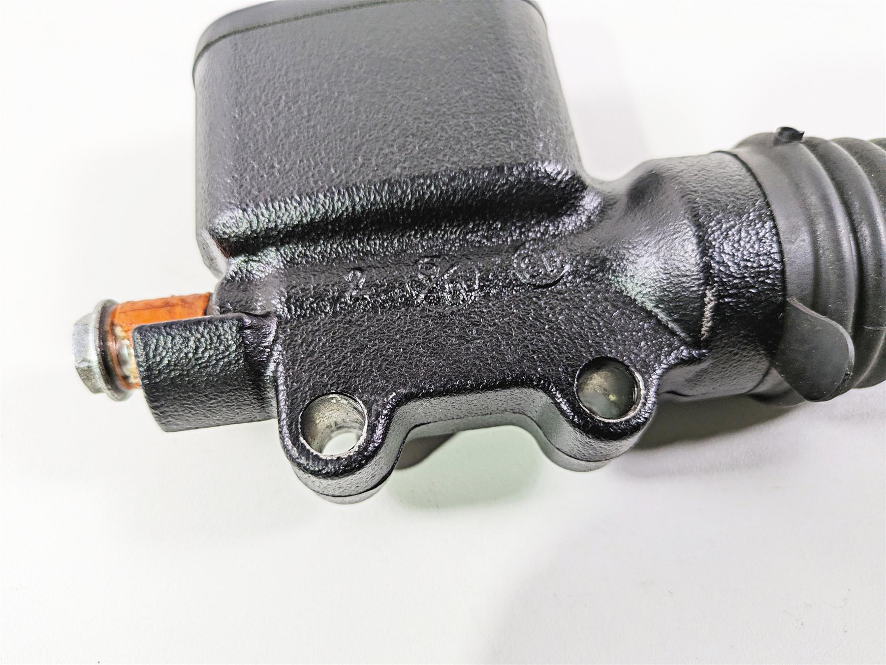 2019 Harley Softail FXDR 114 Rear Brake Master Cylinder 5/8" 41700460 {{ shop.shopifyCountryName }} - Mototech271