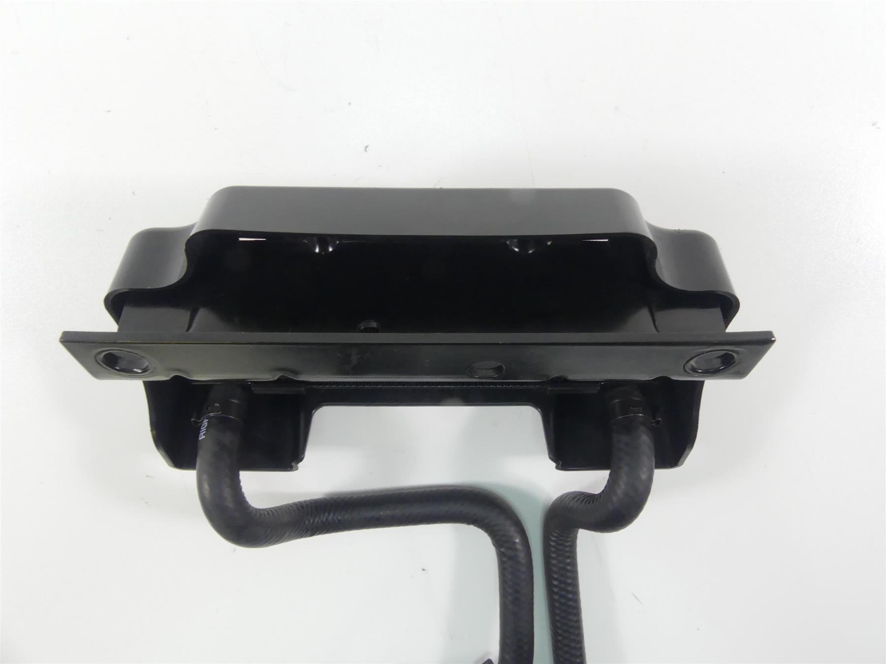 2016 Harley Touring FLHTP Electra Glide Oil Cooler Flange & Cover 63083-11A {{ shop.shopifyCountryName }} - Mototech271