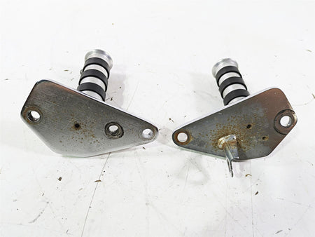 2001 Honda VT1100 Shadow Sabre Front Driver Rider Foot Peg Set 50612-MBA-020 {{ shop.shopifyCountryName }} - Mototech271