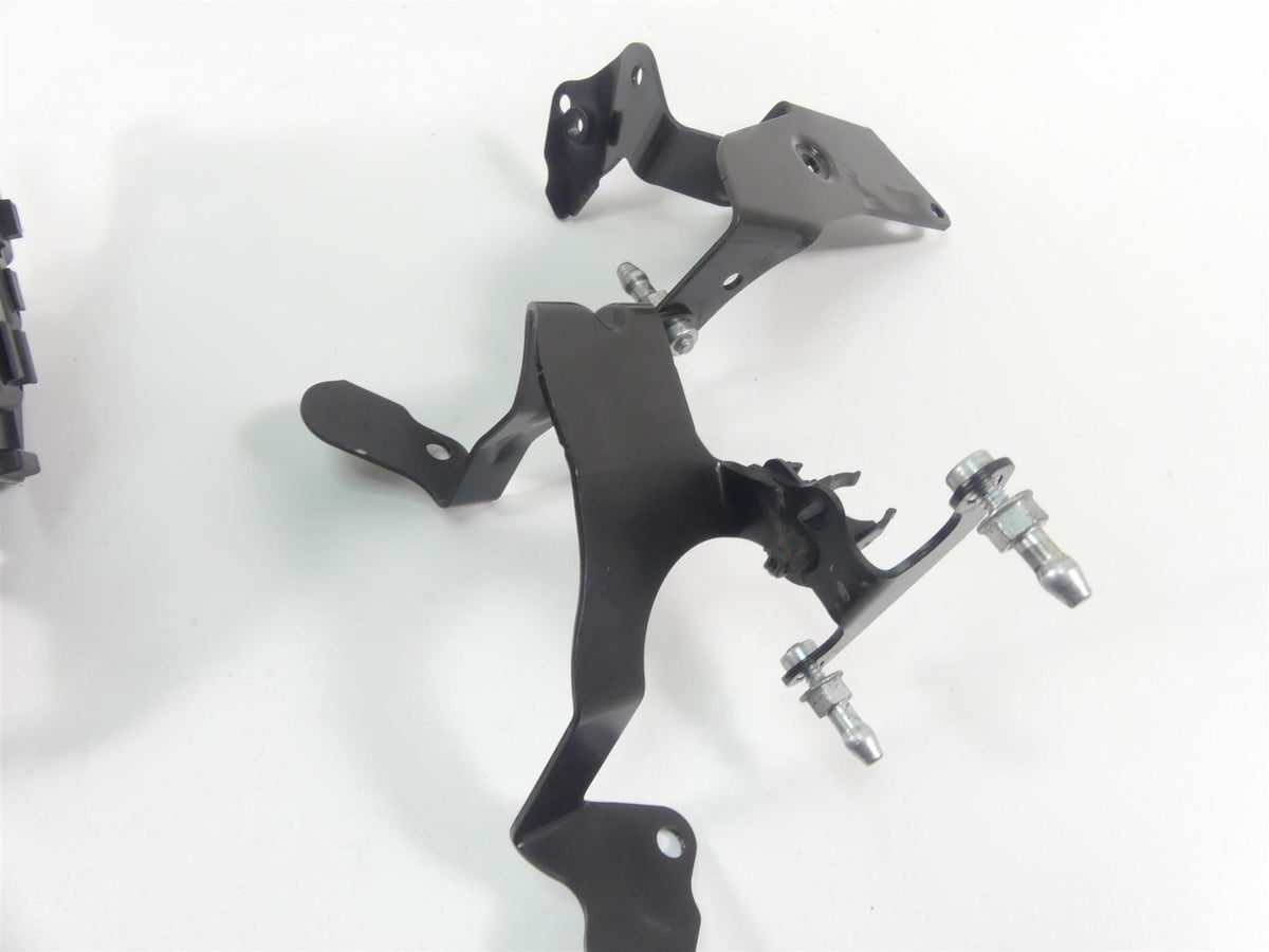 2018 Harley FXBRS Softail Breakout All Electrical Carrier Mount Holder Set 69201632 {{ shop.shopifyCountryName }} - Mototech271
