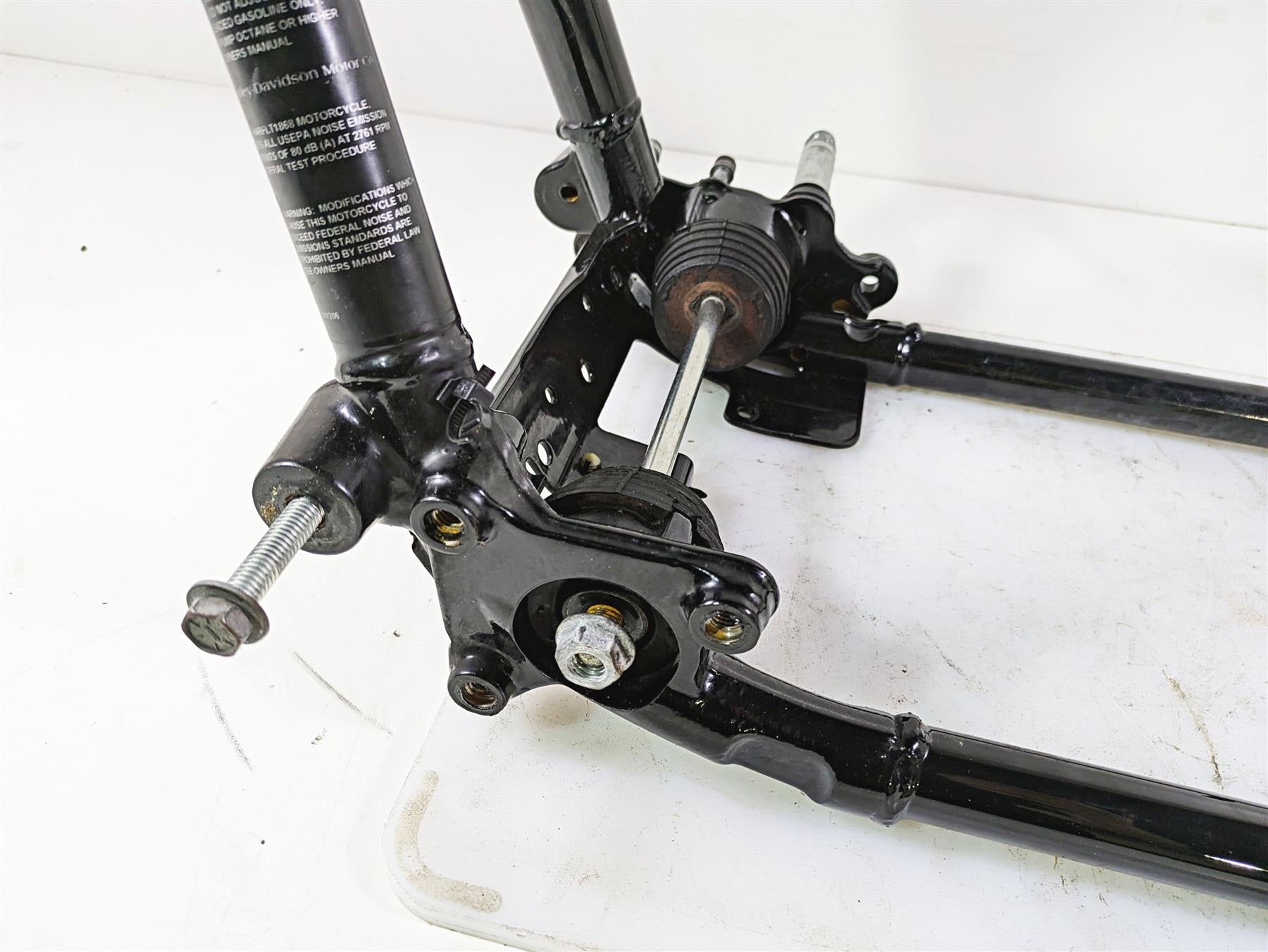 2017 Harley Touring FLHTKSE CVO E-Glide Straight Main Frame Chassis With Salvage Louisiana Title 47000344 {{ shop.shopifyCountryName }} - Mototech271