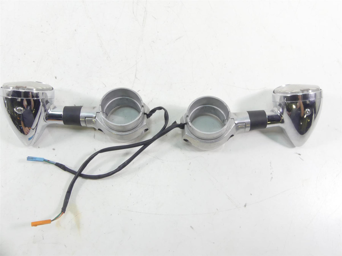2005 Honda V-Twin VTX1800 S3 Front Blinker Turn Signal & Clamp Set 33450-MCV-N11 {{ shop.shopifyCountryName }} - Mototech271