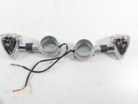 2005 Honda V-Twin VTX1800 S3 Front Blinker Turn Signal & Clamp Set 33450-MCV-N11 {{ shop.shopifyCountryName }} - Mototech271
