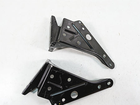 2020 Harley Touring FLHX Street Glide Front Fairing Mounting Brackets 57000170 {{ shop.shopifyCountryName }} - Mototech271