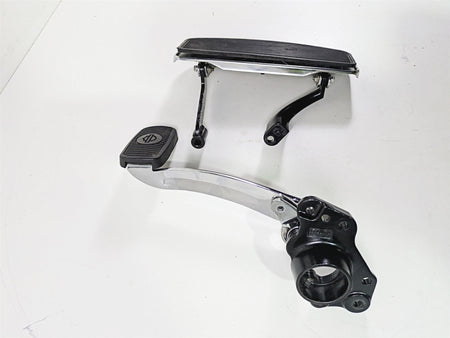2016 Harley Touring FLHR Road King Front Right Floorboard & Brake Ped 50621-06A {{ shop.shopifyCountryName }} - Mototech271