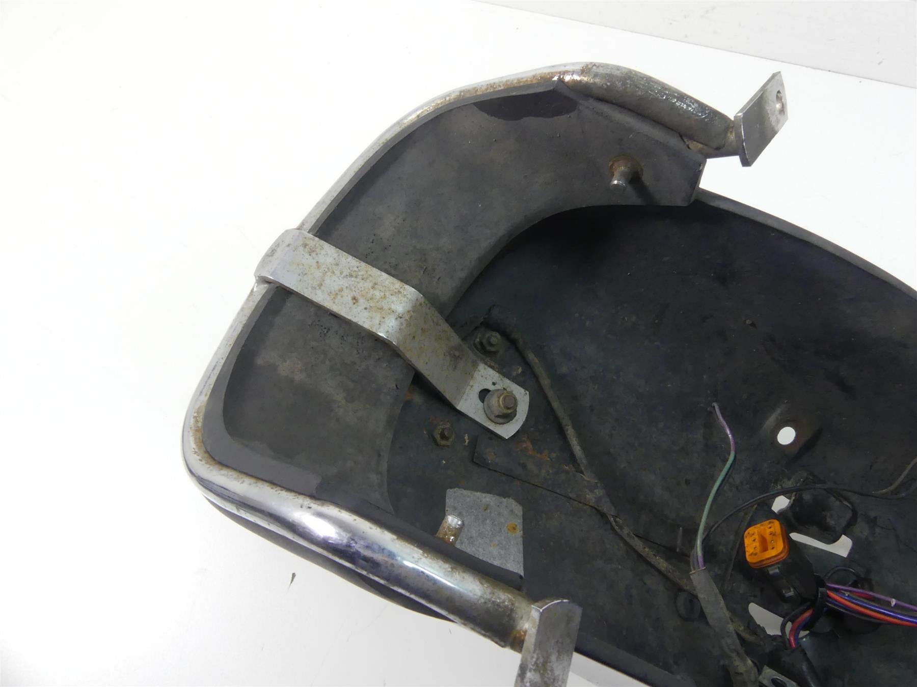 1995 Harley Touring FLHTCU Electra Glide Rear Fender & Bumper 59579-91A {{ shop.shopifyCountryName }} - Mototech271