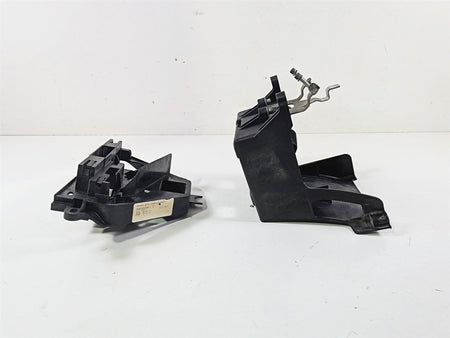 2020 Harley Touring FLTRK Road Glide Battery Electrical Tray -Read 69200175 {{ shop.shopifyCountryName }} - Mototech271
