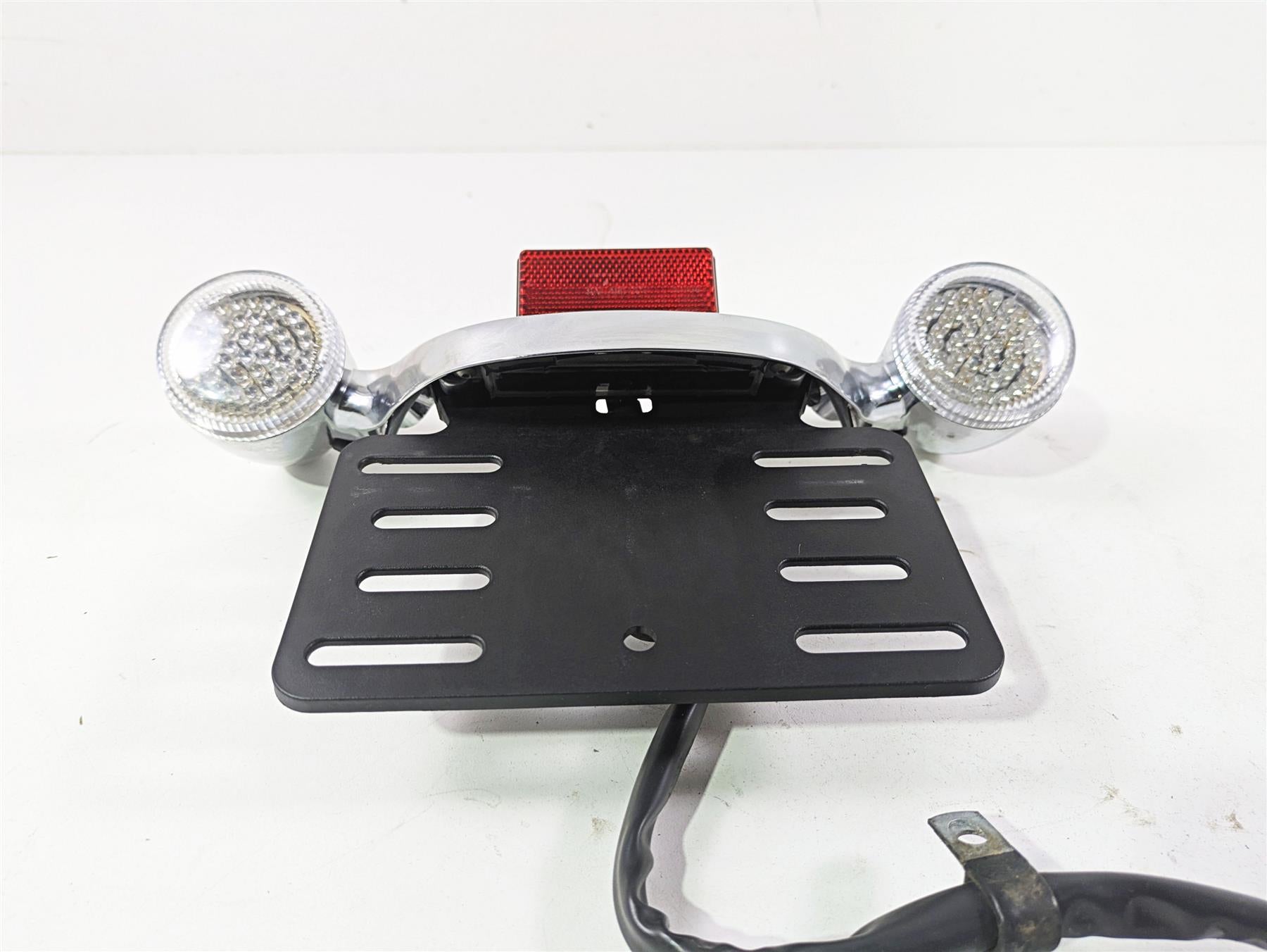 2021 Harley Touring FLTRX Road Glide Rear Led Blinker Plate Holder Bar 73314-10 {{ shop.shopifyCountryName }} - Mototech271