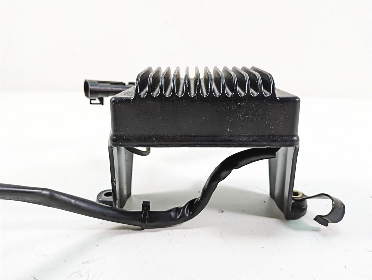2005 Harley Touring FLHTCUI Electra Glide Rectifier Voltage Regulator 74505-04 {{ shop.shopifyCountryName }} - Mototech271