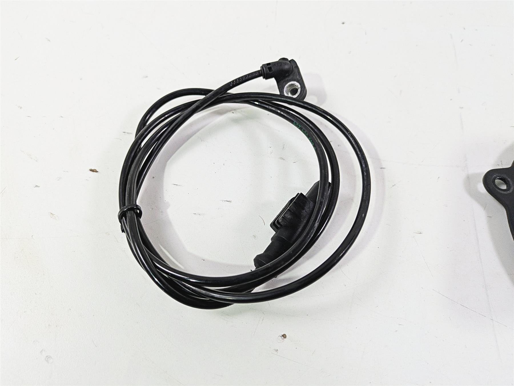 2018 KTM 1290 Super Adv S Front Abs Brake Wheel Speed Sensor 76042125000 {{ shop.shopifyCountryName }} - Mototech271