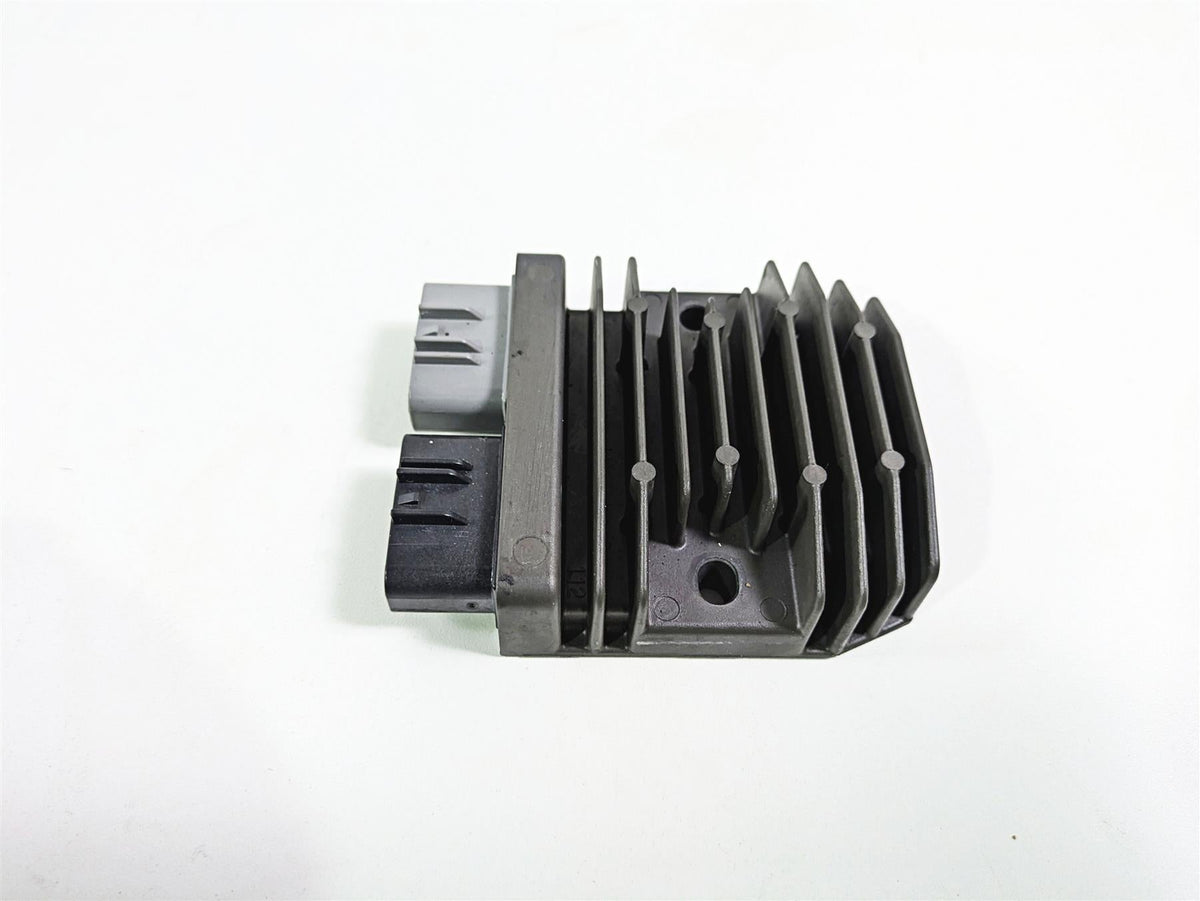 2019 Ducati Supersport 939 S Rectifier Voltage Regulator FH020AA 54040301B {{ shop.shopifyCountryName }} - Mototech271