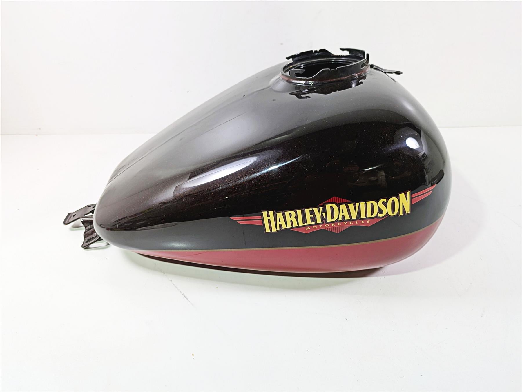 2010 Harley Touring FLHTK Electra Glide Fuel Petrol Gas Tank - Read 61356-08 {{ shop.shopifyCountryName }} - Mototech271
