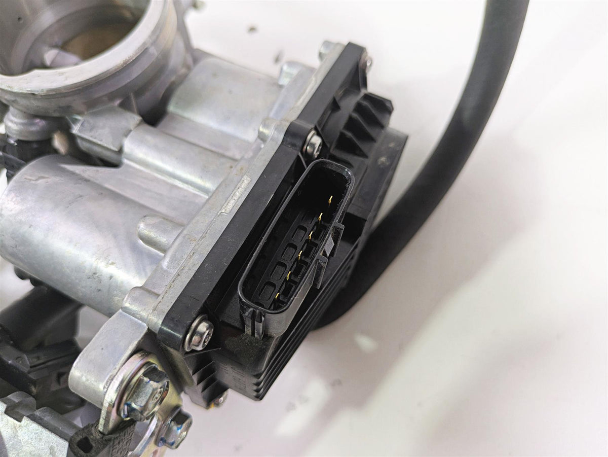 2017 KTM 1290 Super Duke GT Throttle Body Fuel Injectors Keihin 61341001000 {{ shop.shopifyCountryName }} - Mototech271