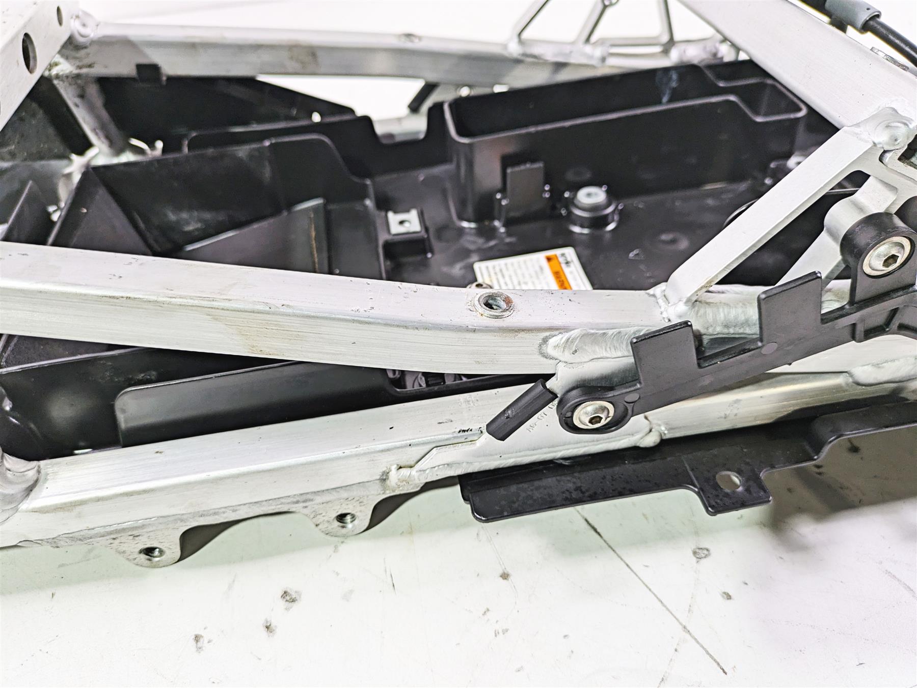 2008 Aprilia RSVR 1000 Factory Rear Subframe & Inner Fender AP8146500 {{ shop.shopifyCountryName }} - Mototech271