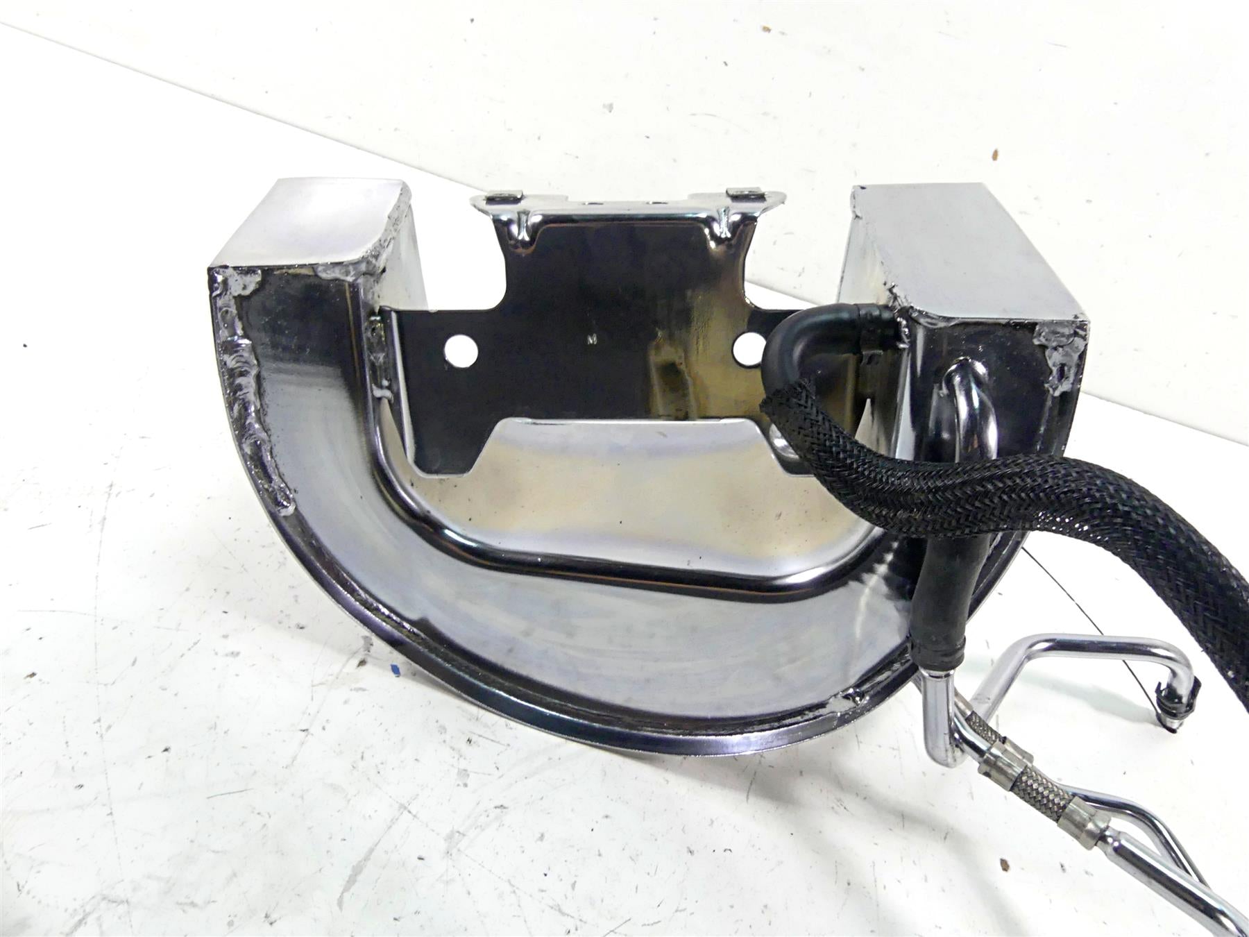 2011 Harley Softail FLSTF Fat Boy Nice Oil Tank Reservoir Hoses Set 62498-00A {{ shop.shopifyCountryName }} - Mototech271