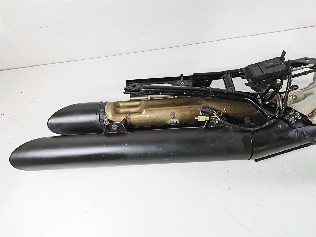 2016 Suzuki M109R VZR1800 Boulevard Exhaust Pipe System & Servo 14305-48G70-H01 {{ shop.shopifyCountryName }} - Mototech271