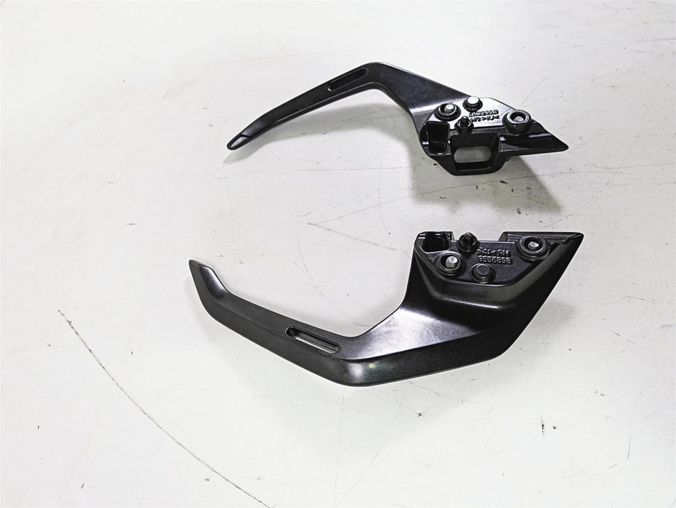 2023 BMW G310R K03 Rear Passenger Grab Handle Set 46541542581 46541542582 {{ shop.shopifyCountryName }} - Mototech271