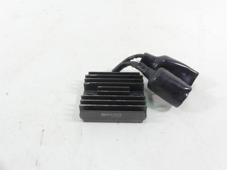 2005 Honda CBR1000RR SC57 Rectifier Voltage Regulator 31600-MEL-013 SH678FB {{ shop.shopifyCountryName }} - Mototech271