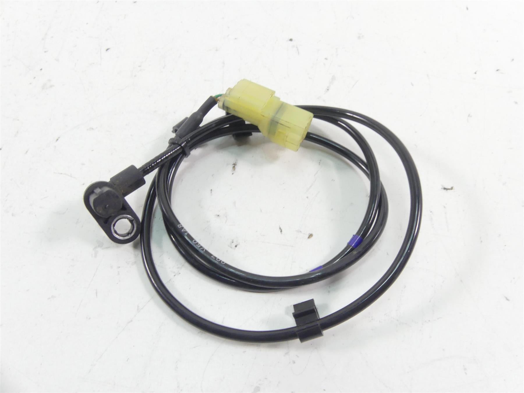 2017 Triumph Thruxton 1200 R Front Abs Brake Wheel Speed Sensor T2021672 {{ shop.shopifyCountryName }} - Mototech271