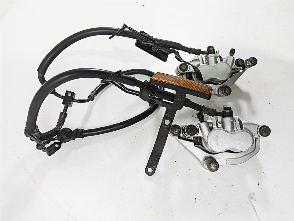 2008 Yamaha XVS1300 V-Star Tourer Front Brake Caliper Set 3D8-2580T-00-00 {{ shop.shopifyCountryName }} - Mototech271