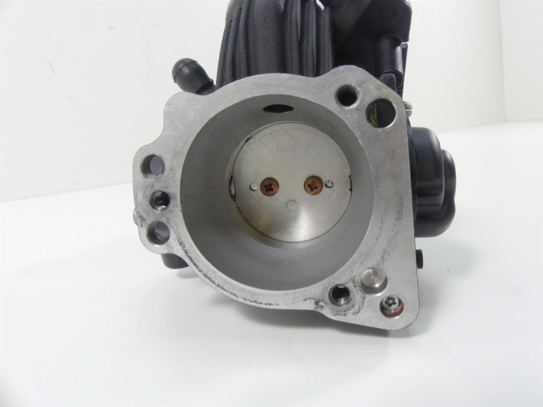 2017 Harley Dyna FXDB Street Bob Throttle Body Fuel Injectors 27708-10 {{ shop.shopifyCountryName }} - Mototech271