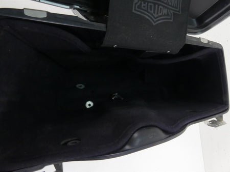 2009 Harley FLHTCU SE4 CVO E-Glide Right Saddlebag Saddle Bag 88277-09 {{ shop.shopifyCountryName }} - Mototech271