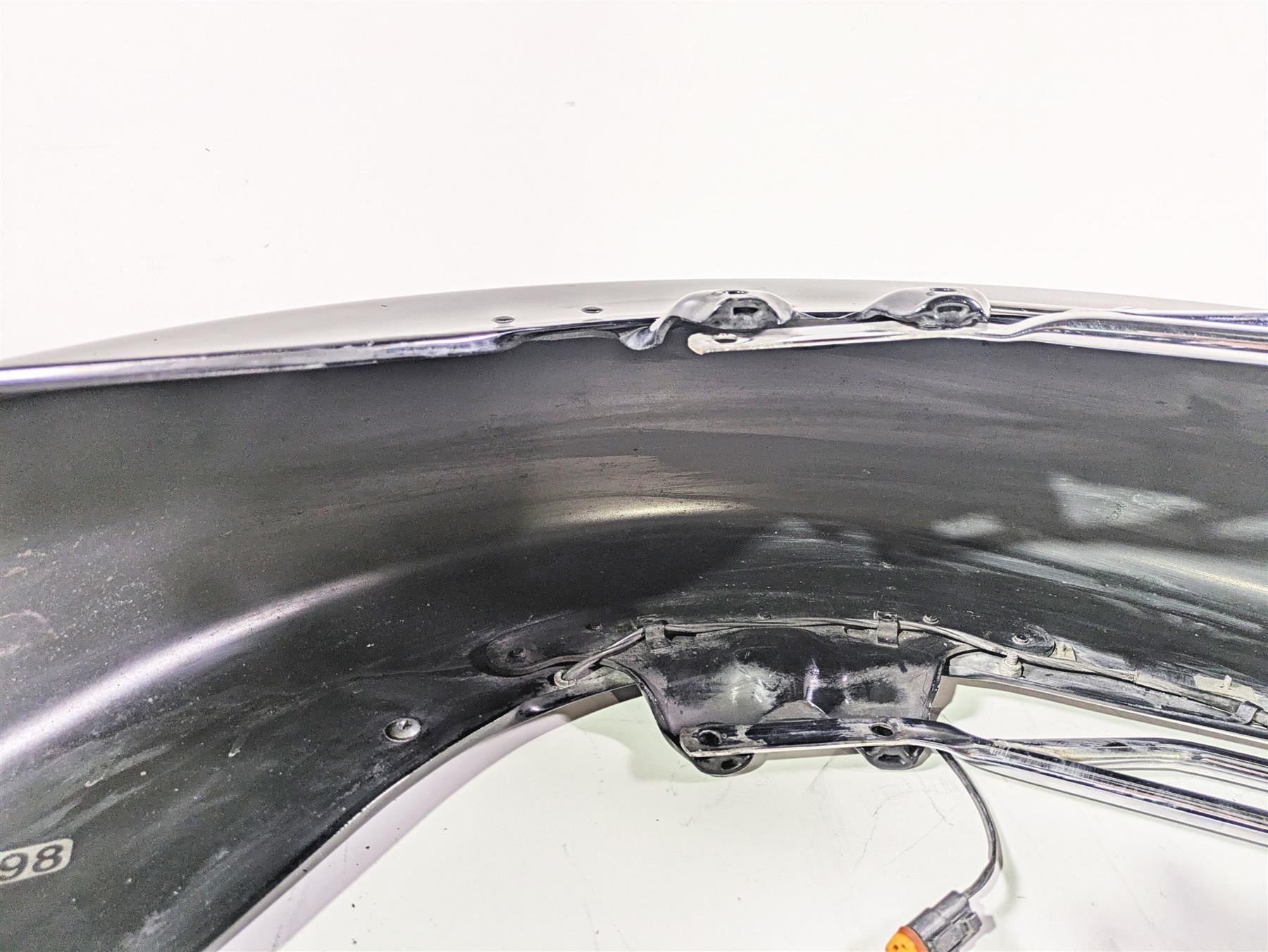 1996 Harley Touring FLHTCUI Electra Glide Front Fender & Bumper - Read 59087-89B {{ shop.shopifyCountryName }} - Mototech271