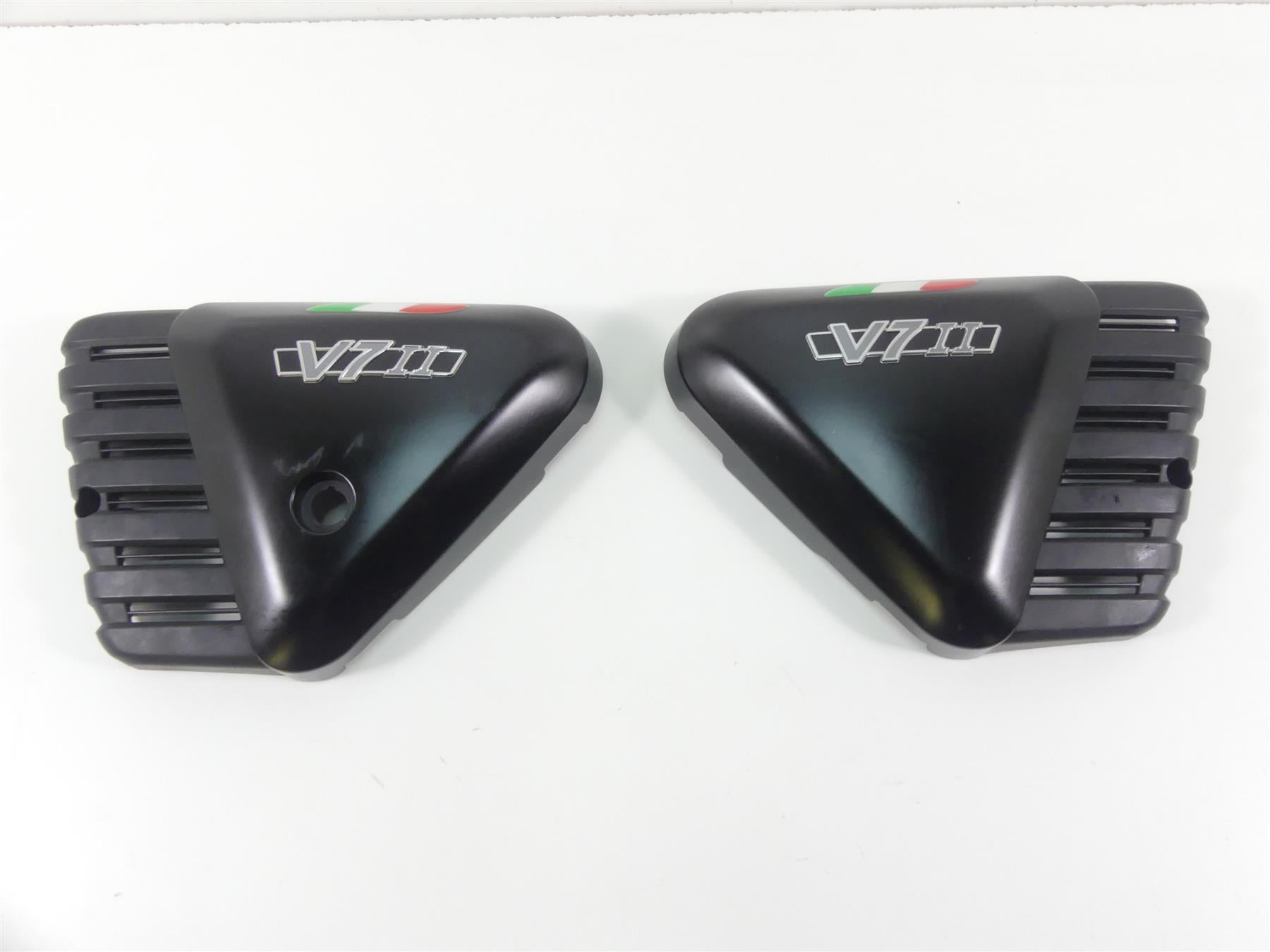 2016 Moto Guzzi V7 II Special 750 Left Right Side Cover Fairing Set 2B000840 {{ shop.shopifyCountryName }} - Mototech271