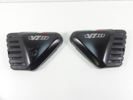 2016 Moto Guzzi V7 II Special 750 Left Right Side Cover Fairing Set 2B000840 {{ shop.shopifyCountryName }} - Mototech271