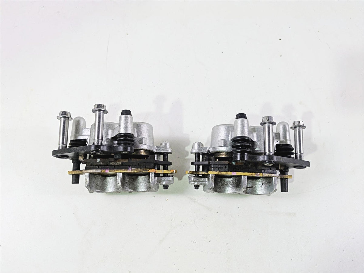 2008 Kawasaki VN1600 Vulcan Nomad Tokico Front Brake Caliper Set 43044-1115 {{ shop.shopifyCountryName }} - Mototech271