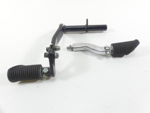 1999 Harley Dyna FXDL Low Rider Rear Passenger Foot Peg Rest Set 52740-94A | Mototech271