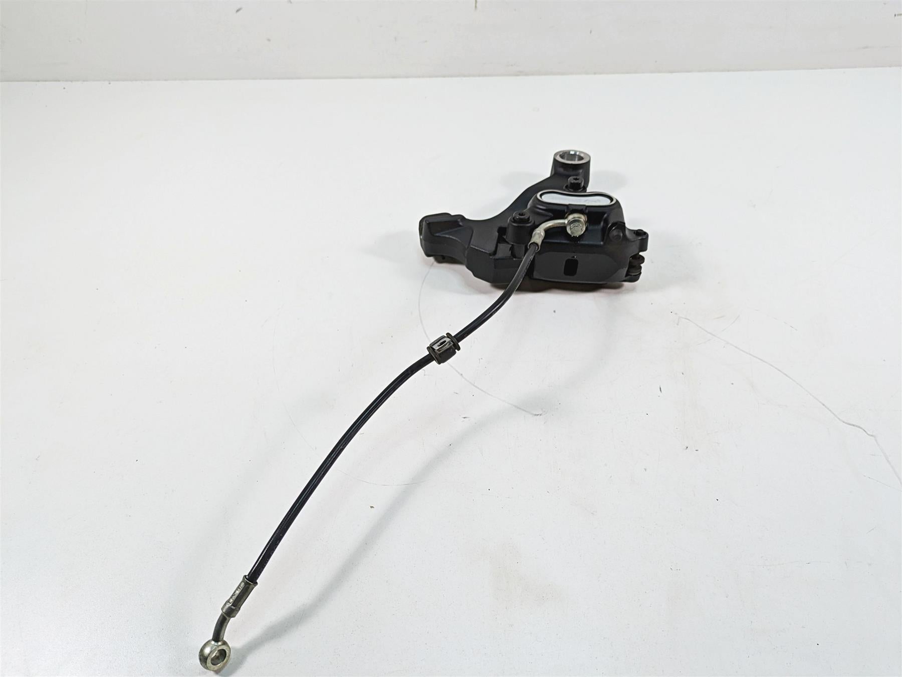 2009 Harley FXDF Dyna Fat Bob Rear Brake Caliper + Mount 40908-08 {{ shop.shopifyCountryName }} - Mototech271