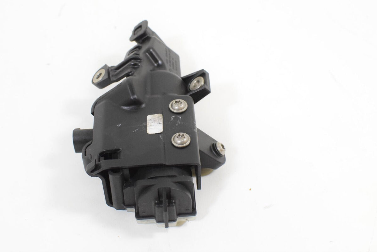2015 BMW K1600GT K1600 K48 Left Saddle Bag Lock Motor Actuator 46547724037 {{ shop.shopifyCountryName }} - Mototech271