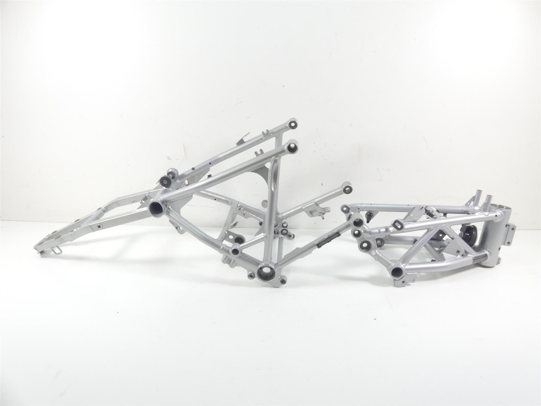 2017 BMW RnineT Racer K32 Straight Front & Rear Frame Chassis Set With Missouri Salvage Title 46518561797 {{ shop.shopifyCountryName }} - Mototech271