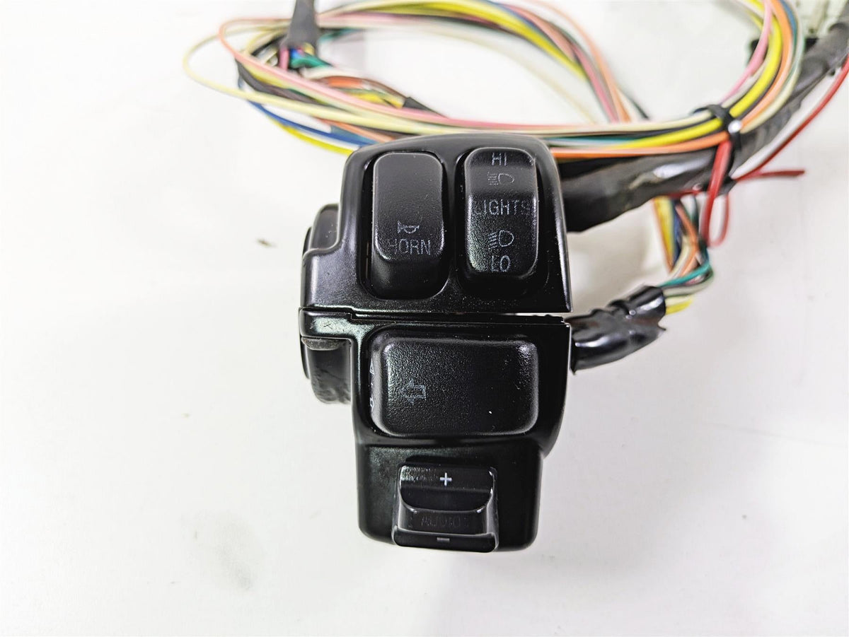2011 Harley Touring FLHTCUSE CVO E-Glide Left Hand Control Switch 71685-06A {{ shop.shopifyCountryName }} - Mototech271