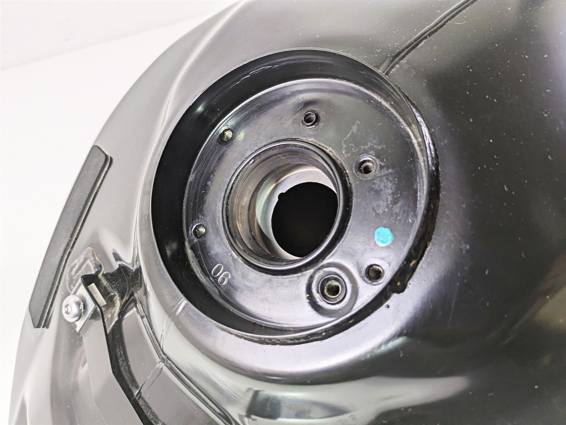 2024 Triumph Street Triple 765 R Fuel Gas Petrol Tank - No Dent - Read T2407560 {{ shop.shopifyCountryName }} - Mototech271