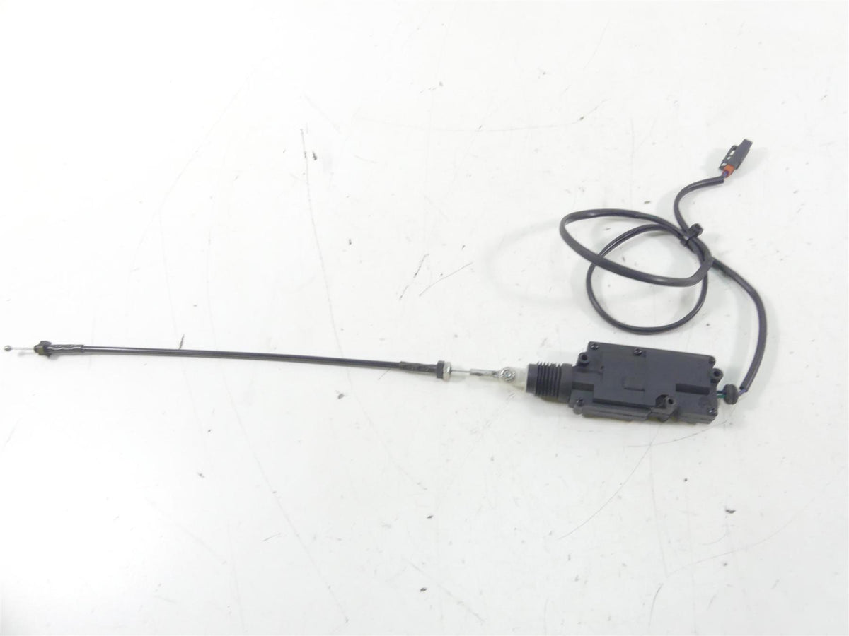 2007 Harley FLHTCU SE2 CVO Electra Glide Left Saddle Bag Actuator 79156-07 {{ shop.shopifyCountryName }} - Mototech271