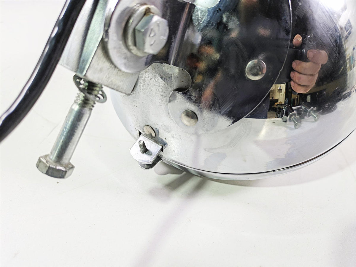 2017 Harley Softail Heritage Classic FLSTC Headlight Head Light Lamp 69748-05B {{ shop.shopifyCountryName }} - Mototech271