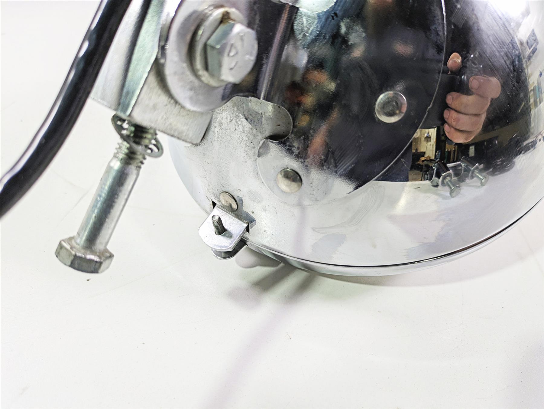 2017 Harley Softail Heritage Classic FLSTC Headlight Head Light Lamp 69748-05B {{ shop.shopifyCountryName }} - Mototech271