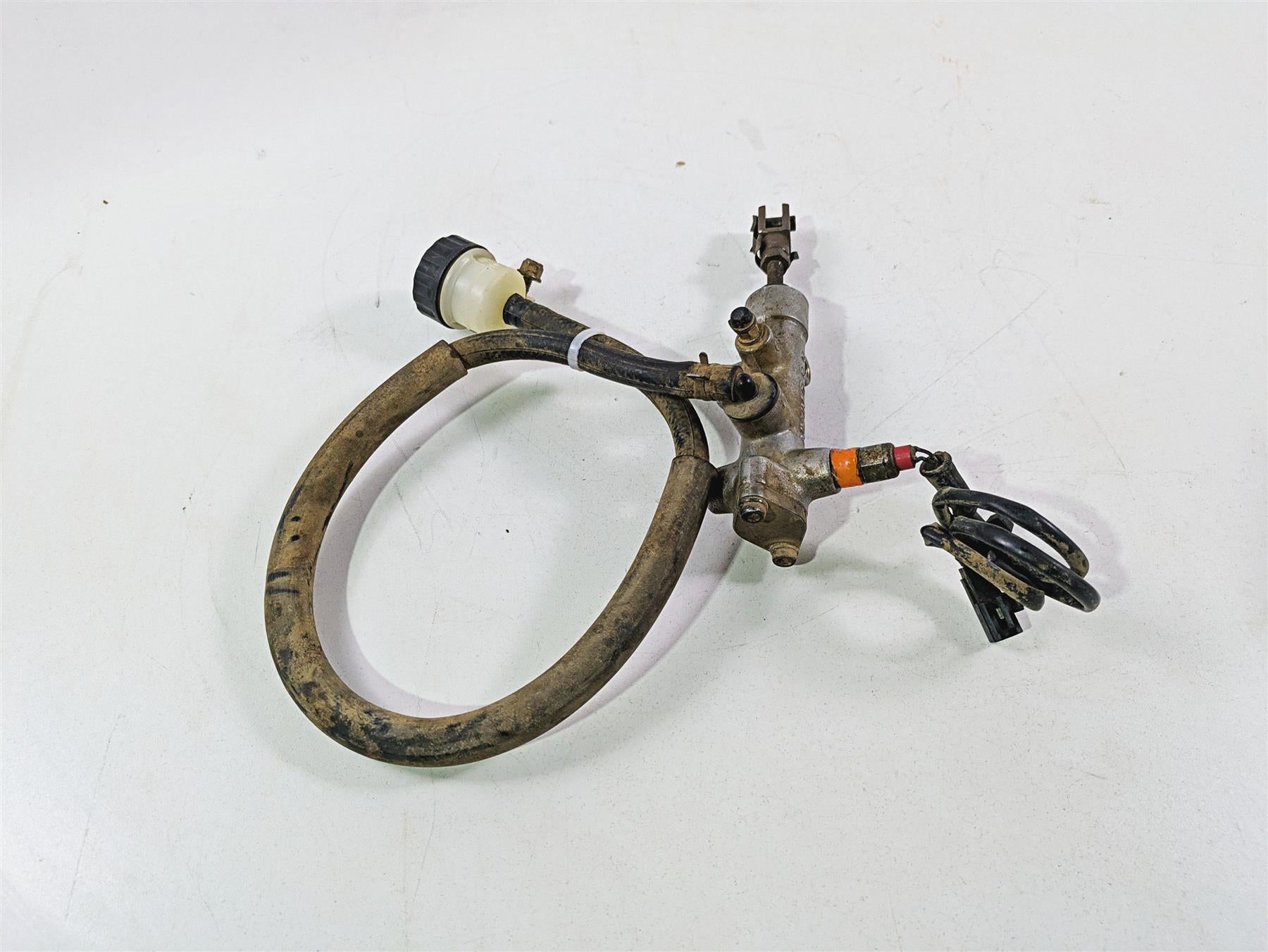 2011 Can-Am Outlander 650 4X4 XT Nissin Rear Brake Master Cylinder 705600751 {{ shop.shopifyCountryName }} - Mototech271