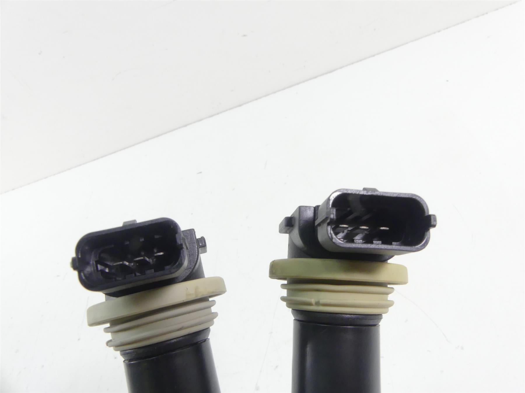 2015 Eric Buell Racing 1190SX Beru Ignition Coil Set 665817 0040100084 {{ shop.shopifyCountryName }} - Mototech271